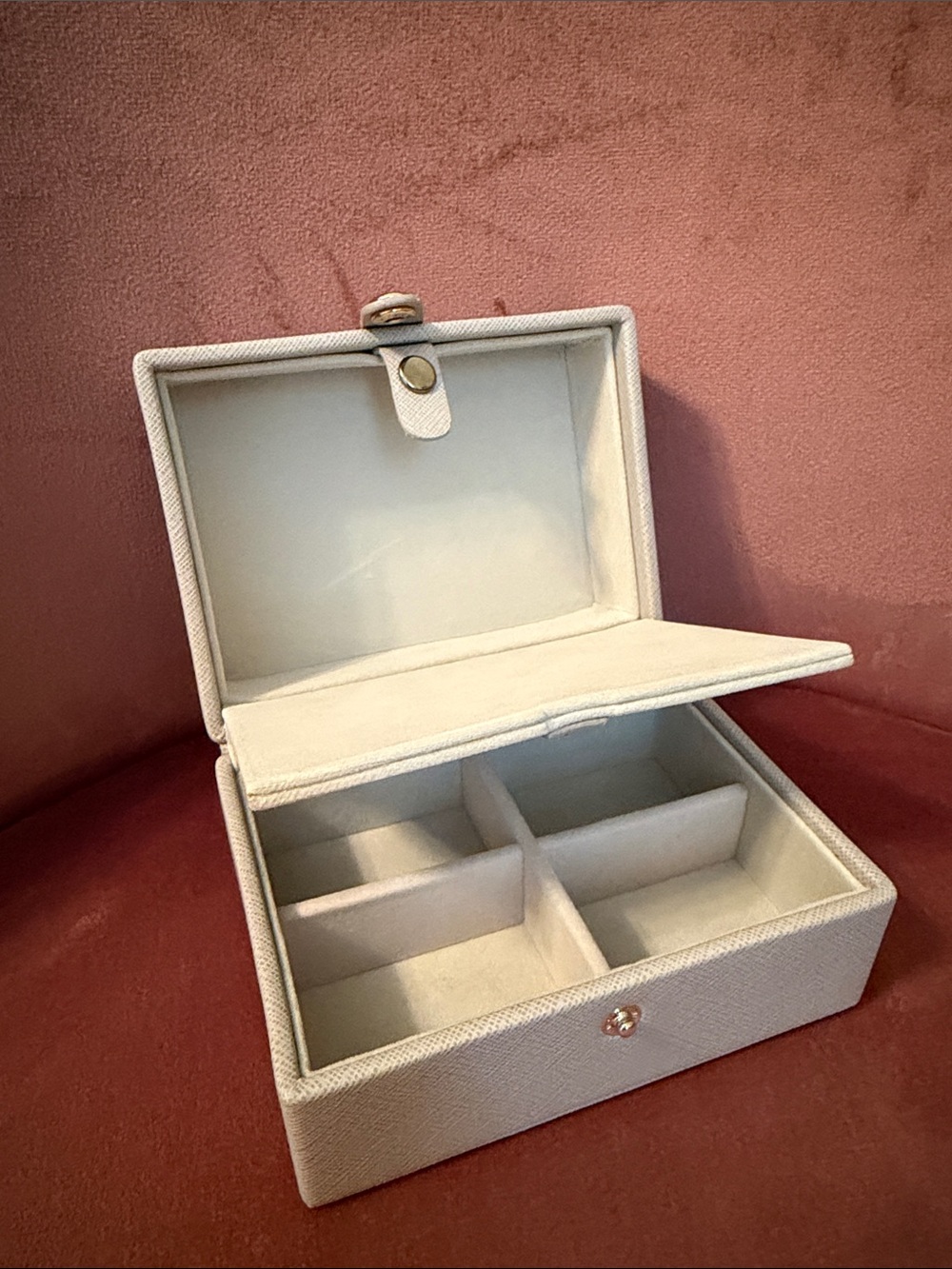 Stackers Mini Jewelry Box - Picture 3 of 5